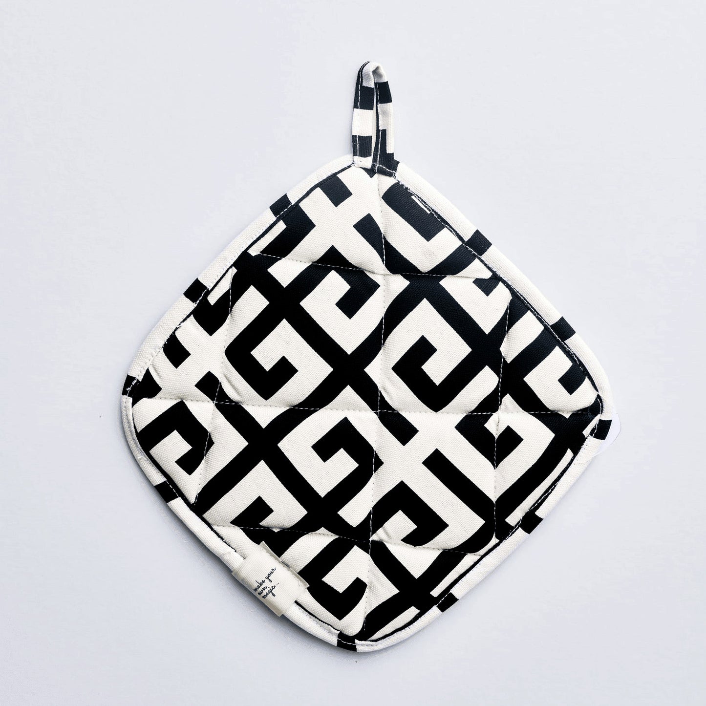 Pot Holder (The Maze)