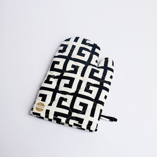 Oven Glove (The Maze)