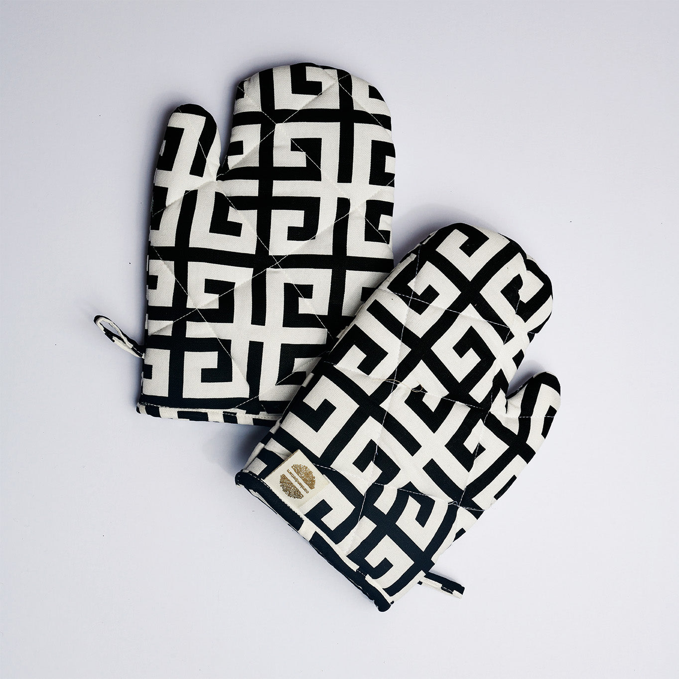 Oven Glove (The Maze)