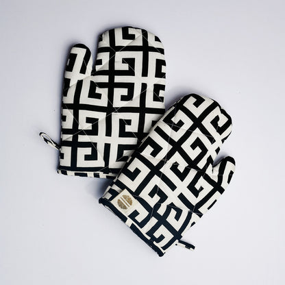 Oven Glove (The Maze)