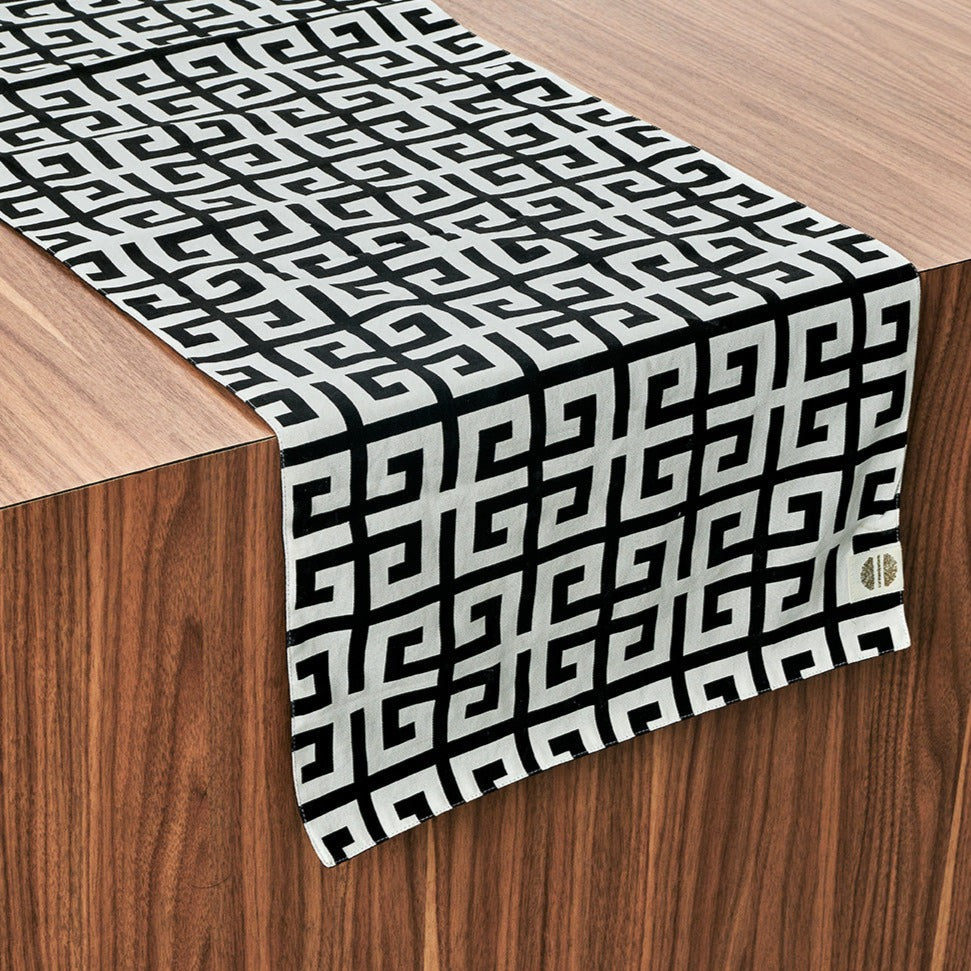 Designer’s Pattern Table Runner (The Maze)