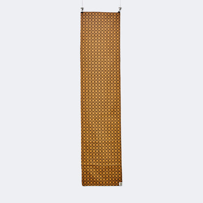 Designer’s Pattern Table Runner (Pelita)